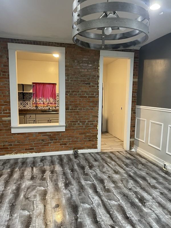 1607 Abbotston St - Photo 6 of 13