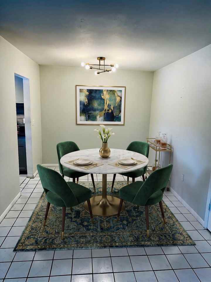 2 N Fernwood Ave - Photo 4 of 8