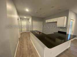 featured image of 6400 Gillis Dr