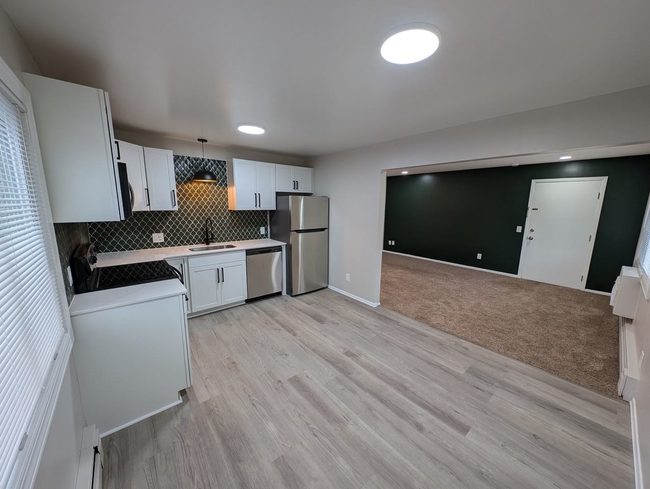 35 Terrel Dr #4 - Photo 3 of 16