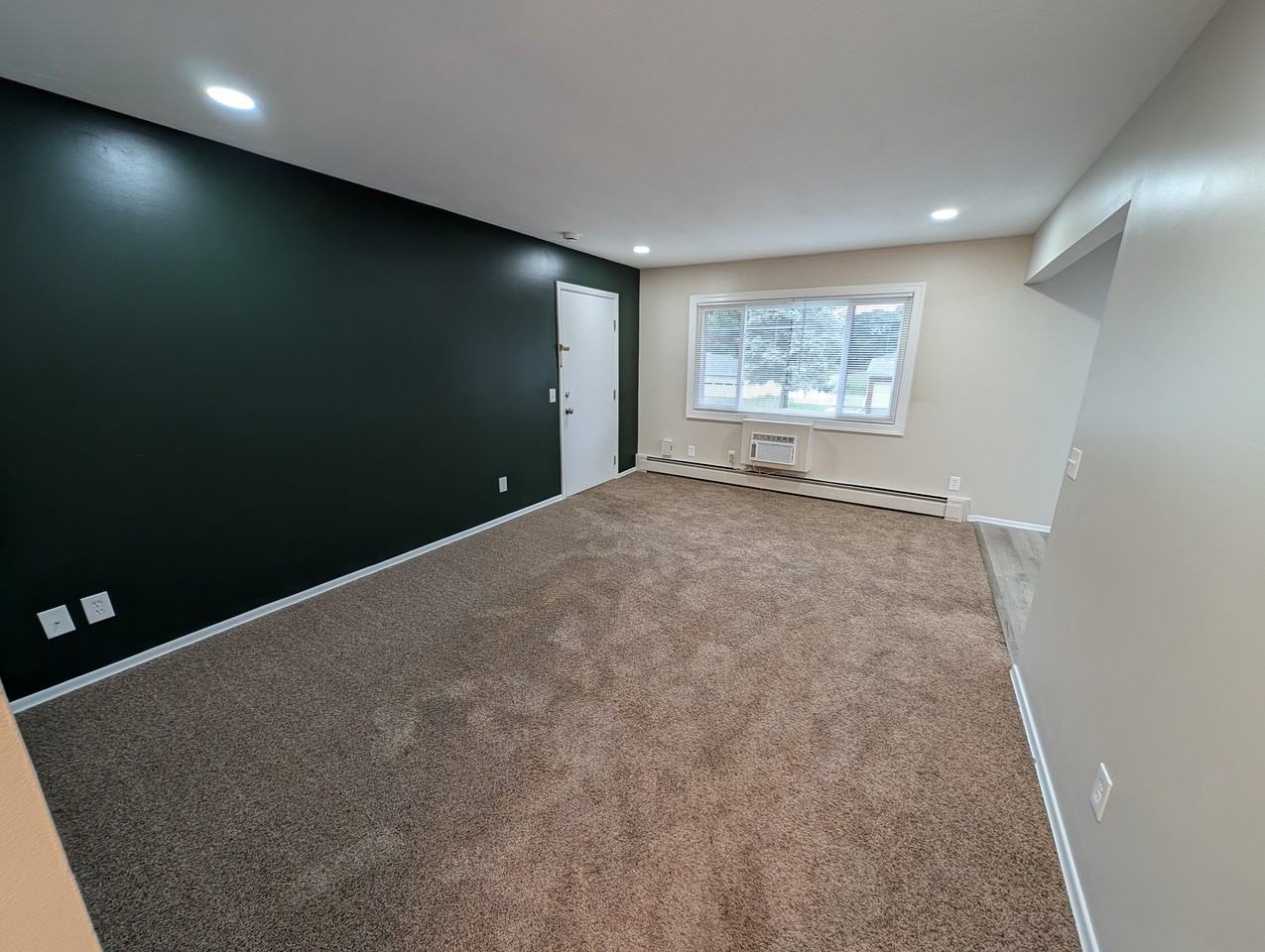 35 Terrel Dr #4 - Photo 7 of 16