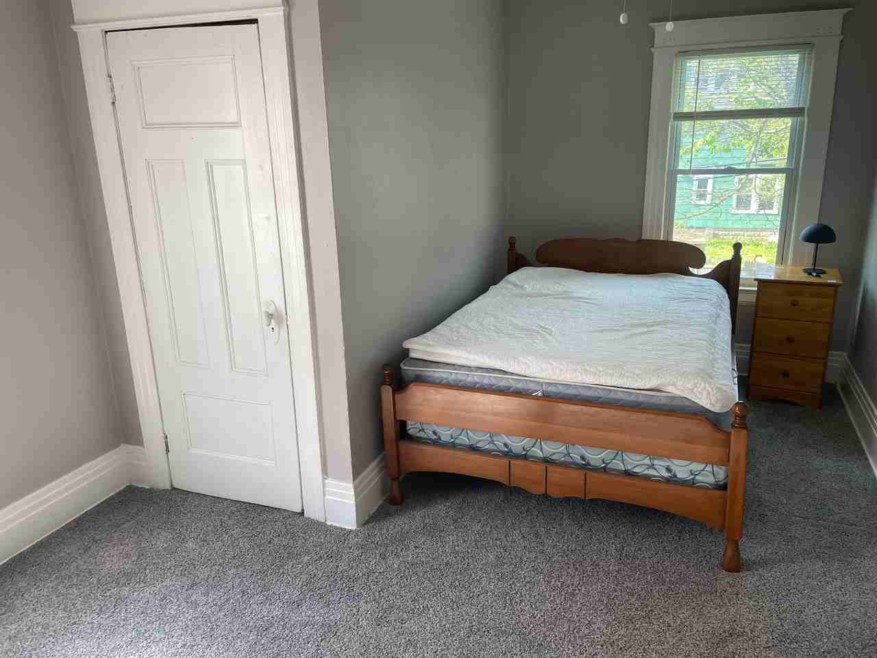 336 Melville St - Photo 5 of 7