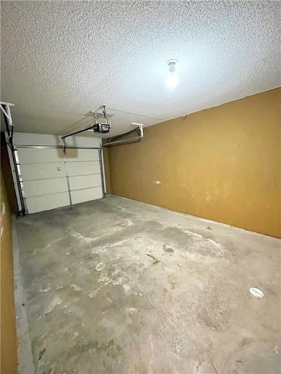 10530 East 46th Terrace - Photo 7 of 27