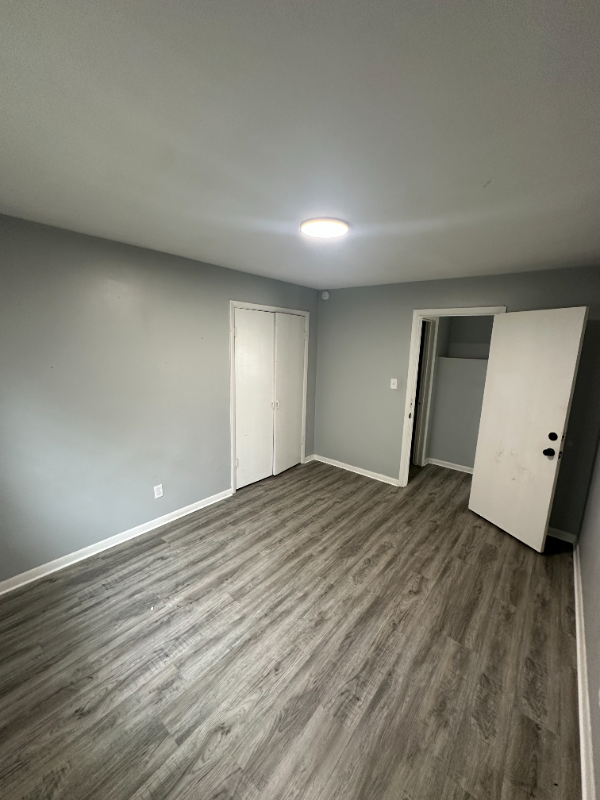 260 S Jefferson St #4 - Photo 2 of 3
