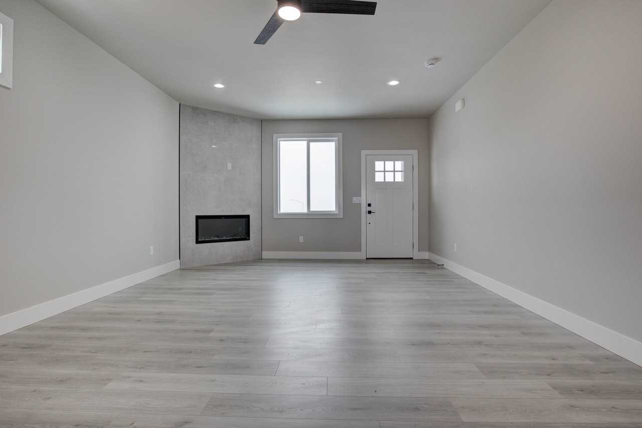 782 Rio Vista Loop - Photo 5 of 9