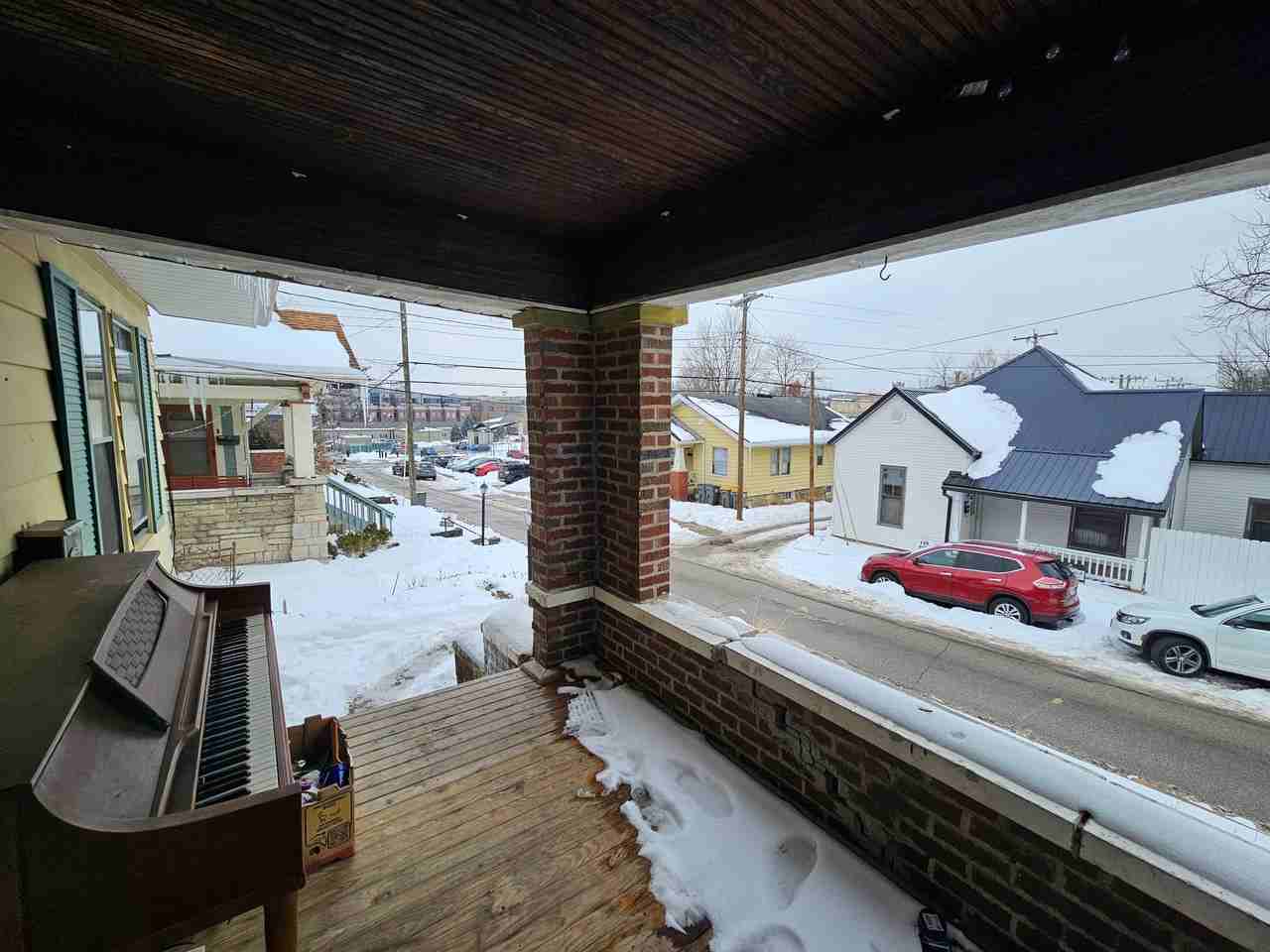 318 E Smith Ave - Photo 2 of 13
