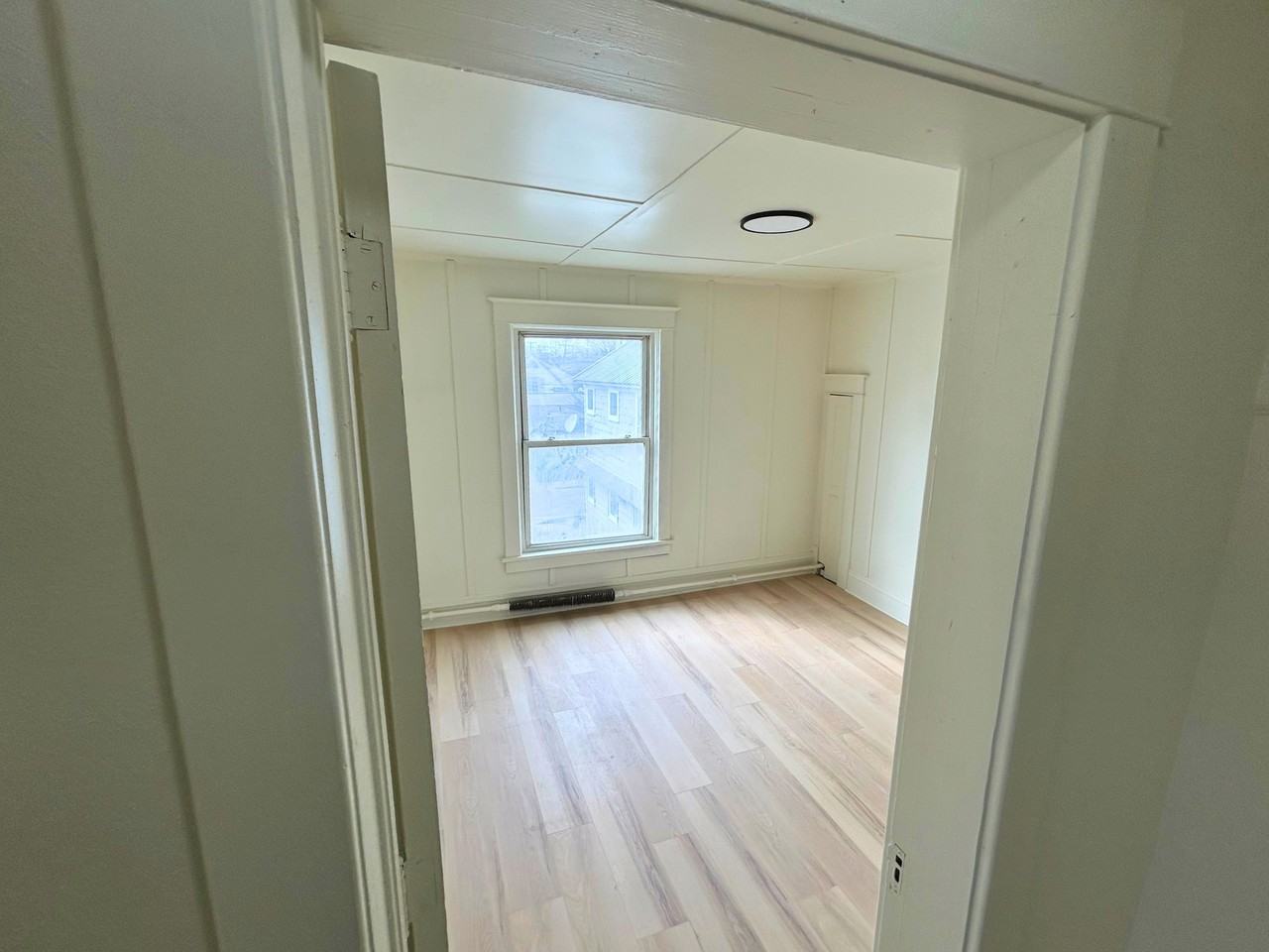 404 Maple St #3 - Photo 4 of 4