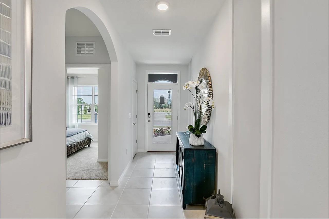 507 Lily Ln - Photo 2 of 12