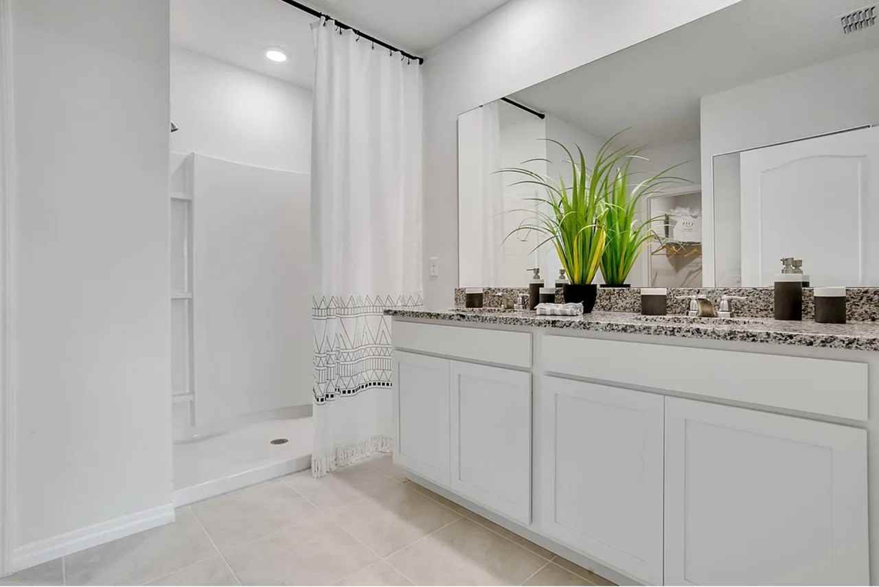 507 Lily Ln - Photo 3 of 12