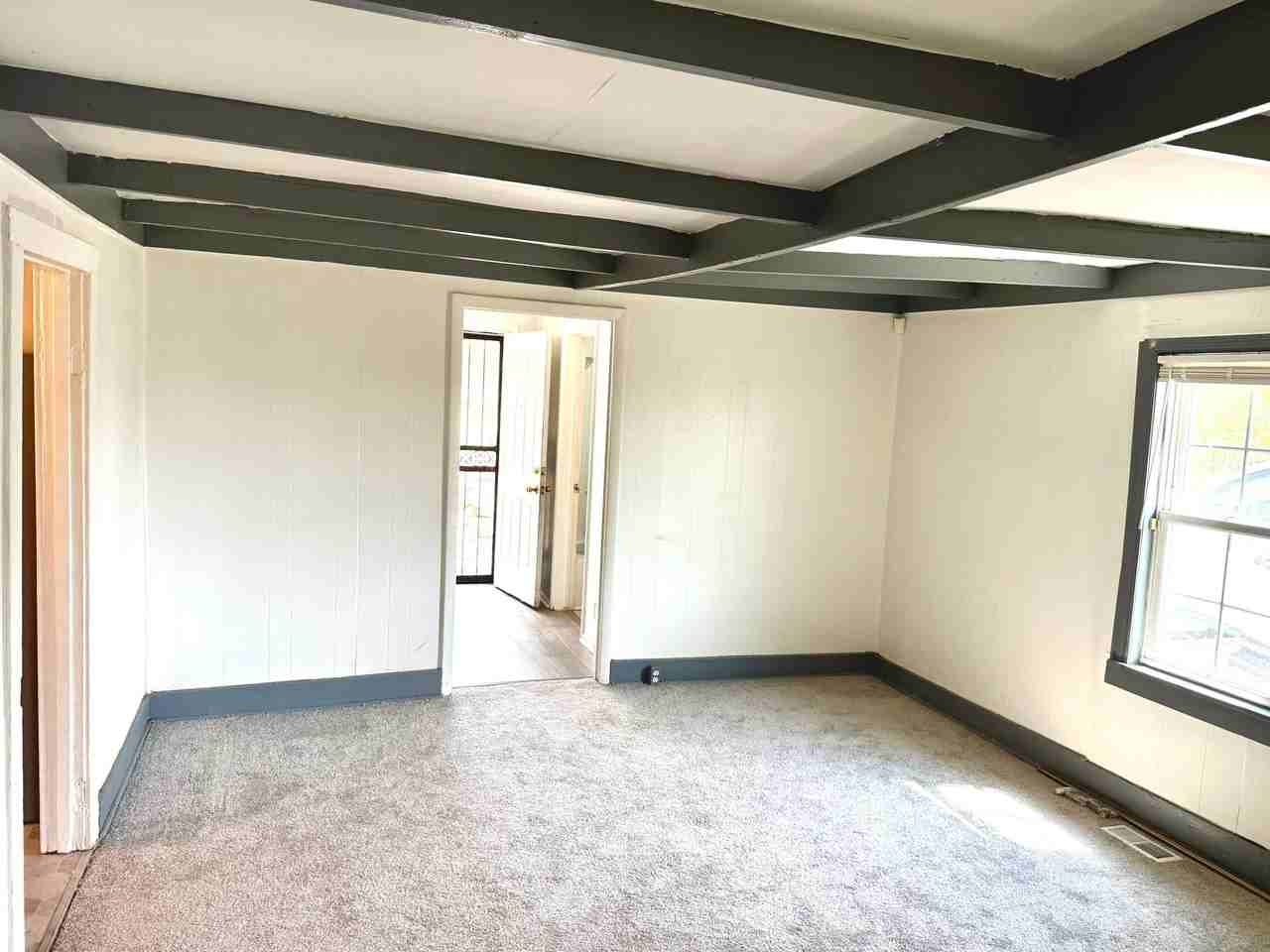 3734 John Mallette Dr - Photo 7 of 8