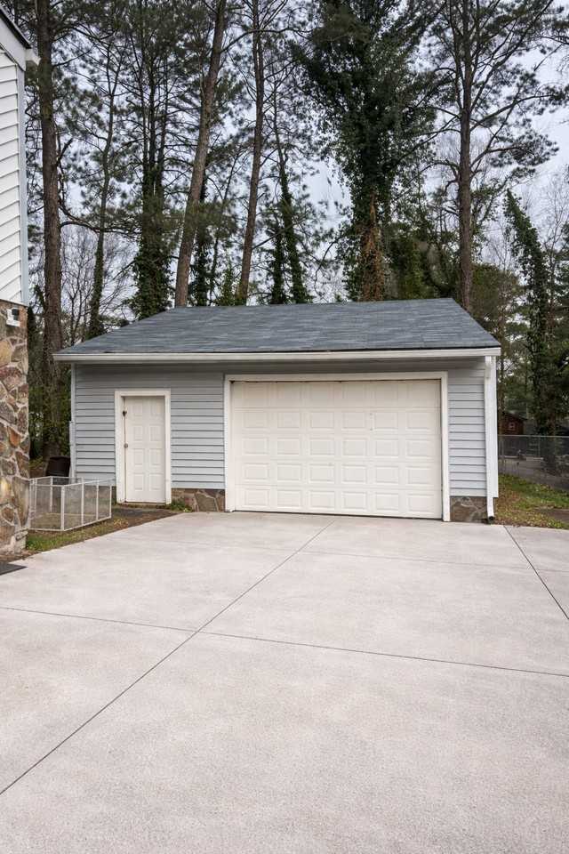 6798 Collier Way - Photo 3 of 20