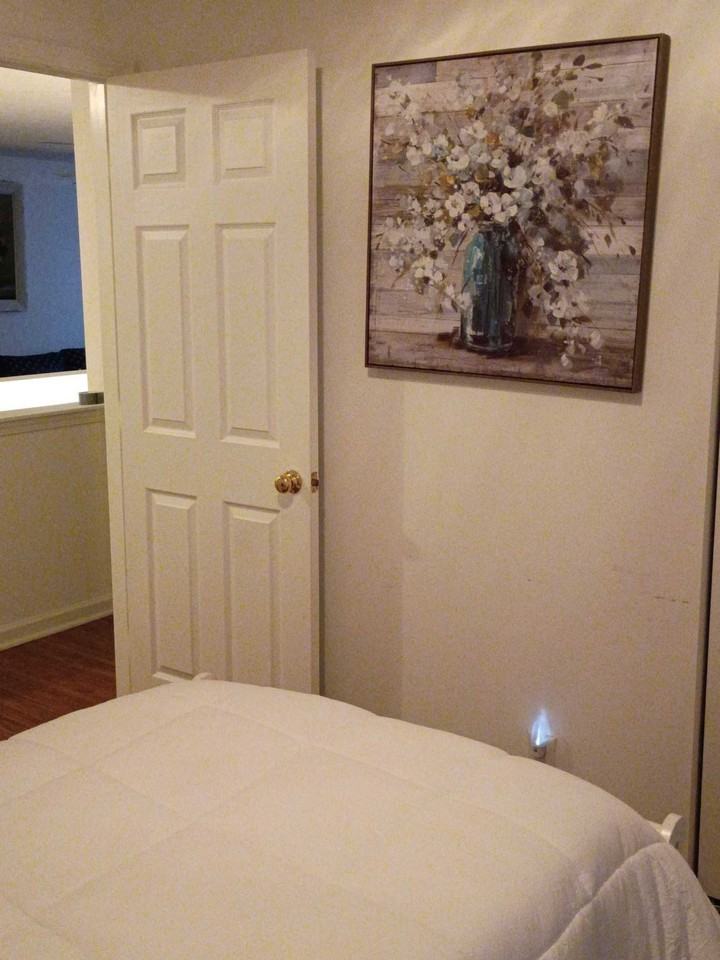 8112 Boone Trce - Photo 3 of 13
