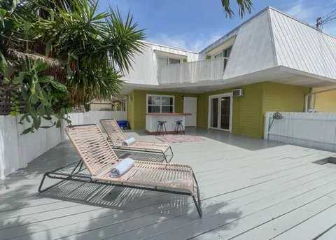 3218 Harriet Ave - Photo 3 of 14