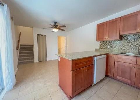 3218 Harriet Ave - Photo 5 of 14