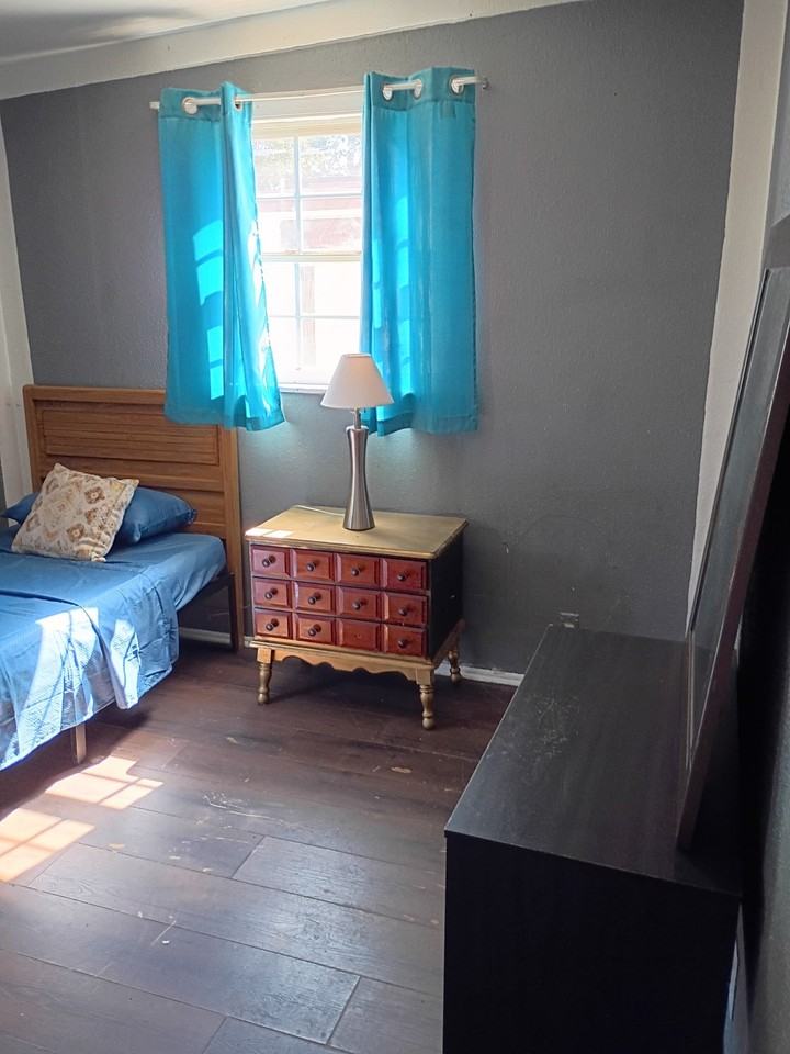8696 93rd Ave - Photo 3 of 4