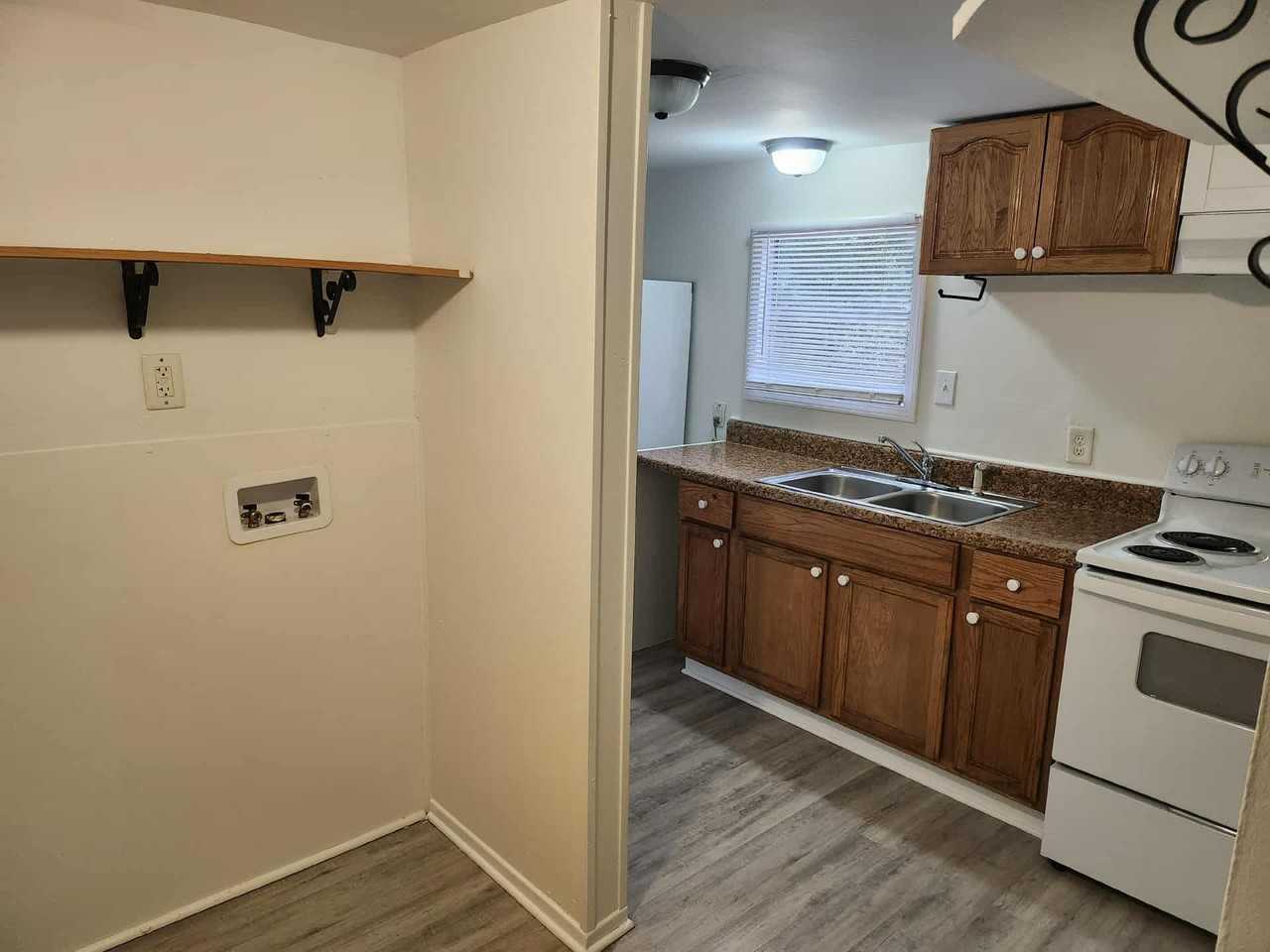 1405 Cross Stream Dr #20VW - Photo 2 of 10