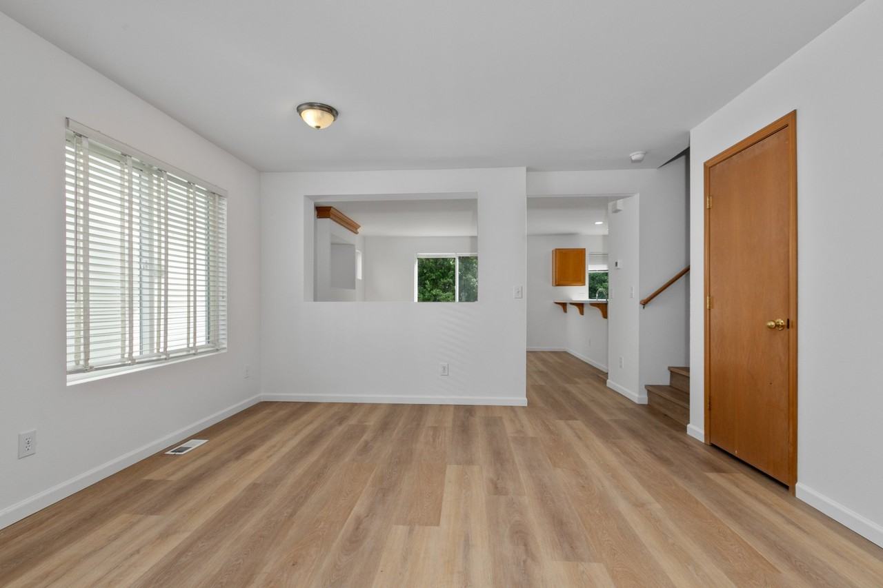 4817 147th Pl Se - Photo 5 of 19