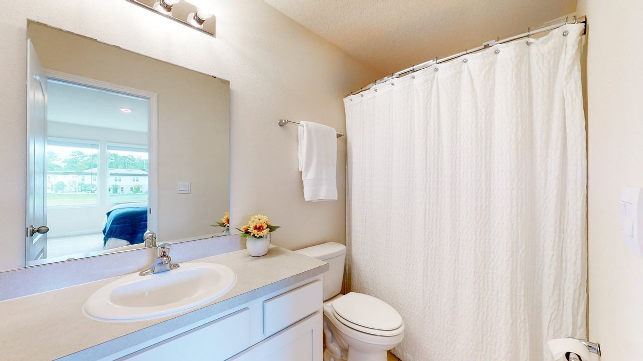 66 Pomona Way - Photo 3 of 16