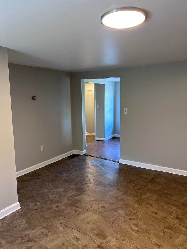 351 Sunset Dr #201 - Photo 3 of 8