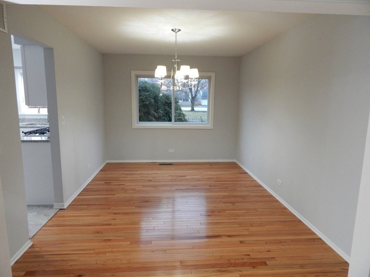2812 Springdale Cir - Photo 5 of 12