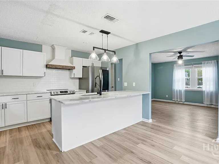 5045 Wheeler St - Photo 6 of 7