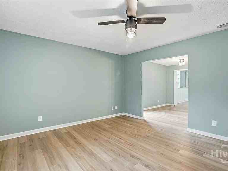5045 Wheeler St - Photo 7 of 7