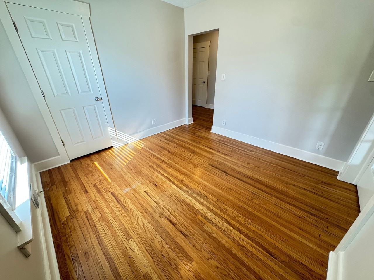 1605 D St - Photo 7 of 15
