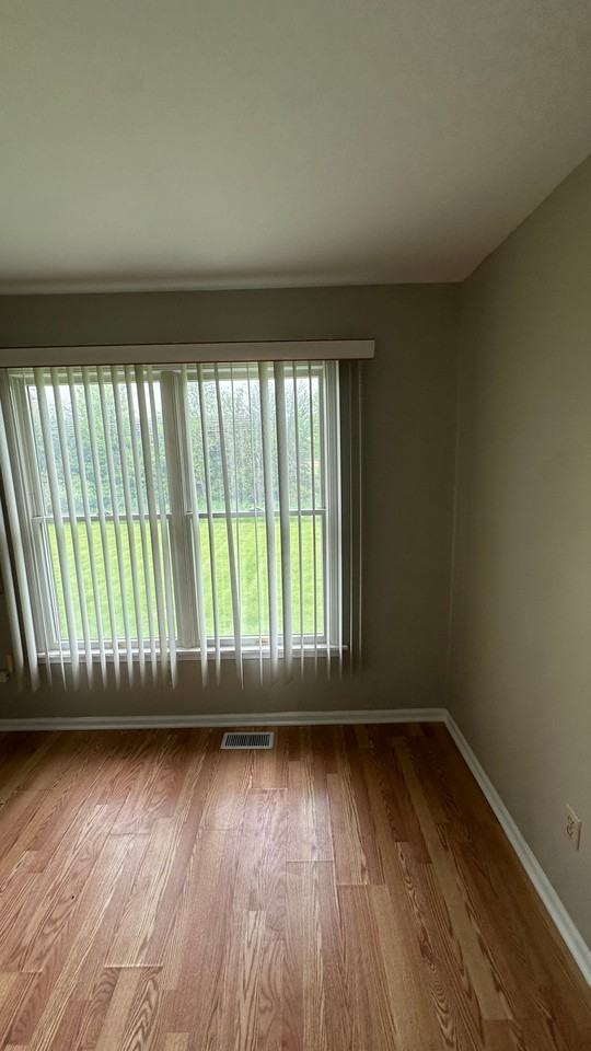 6004 Virginia St - Photo 3 of 20