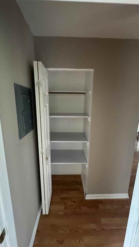 6004 Virginia St - Photo 4 of 20