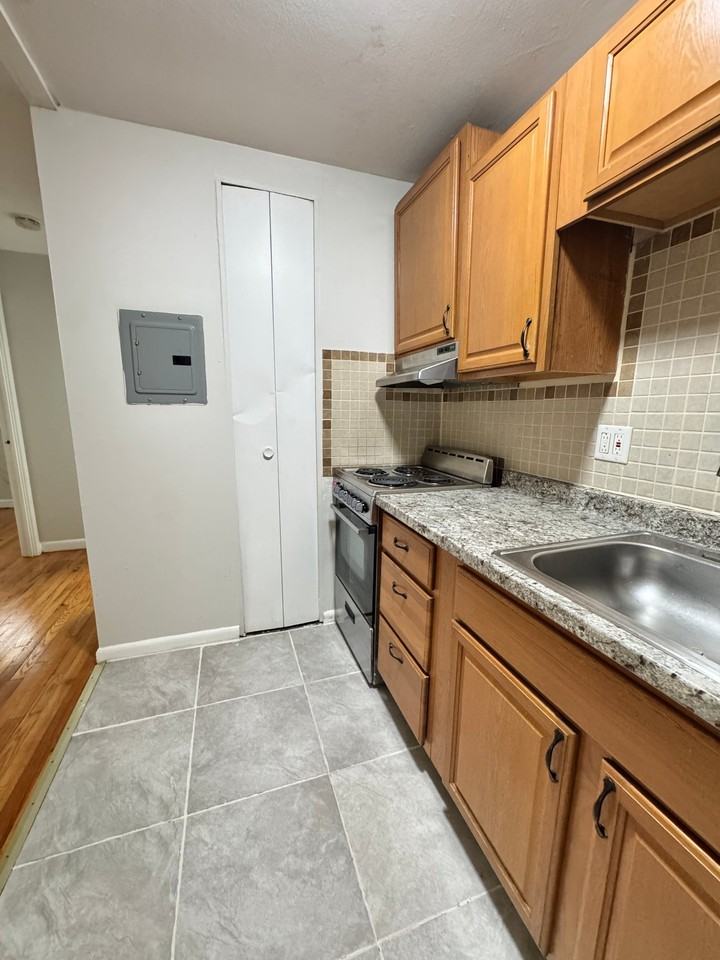 295 Elm St #C3 - Photo 4 of 15