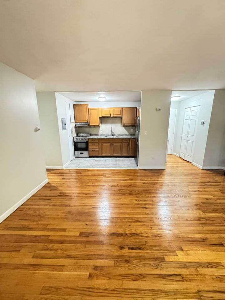 295 Elm St #C3 - Photo 6 of 15