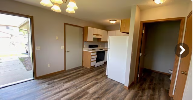 Fox Meadow Townhomes - Photo 5 of 50
