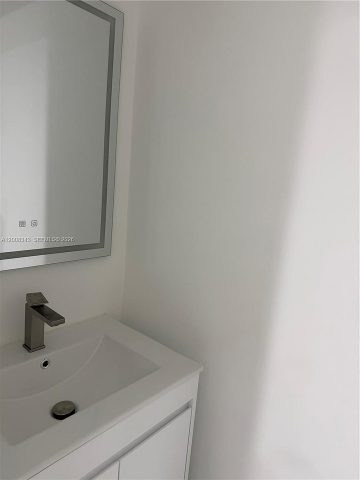2669 W 52nd St #012 - Photo 7 of 8