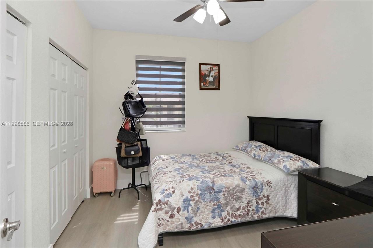 10628 W 33rd Way - Photo 6 of 8