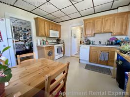 featured image of 12 Craigie St #4