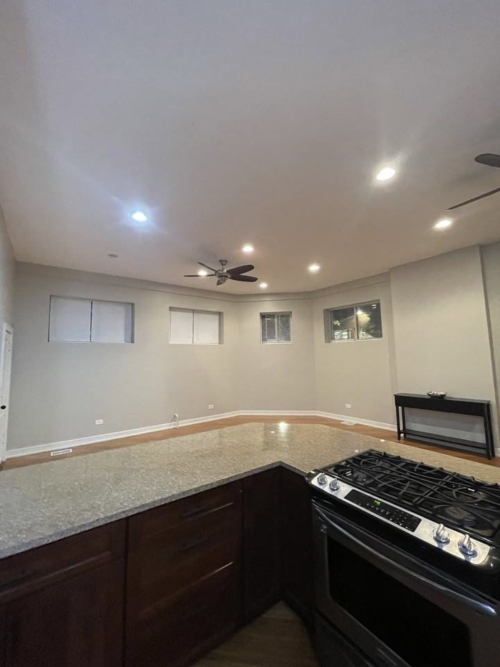 3756 W Windsor Ave #1 - Photo 2 of 8