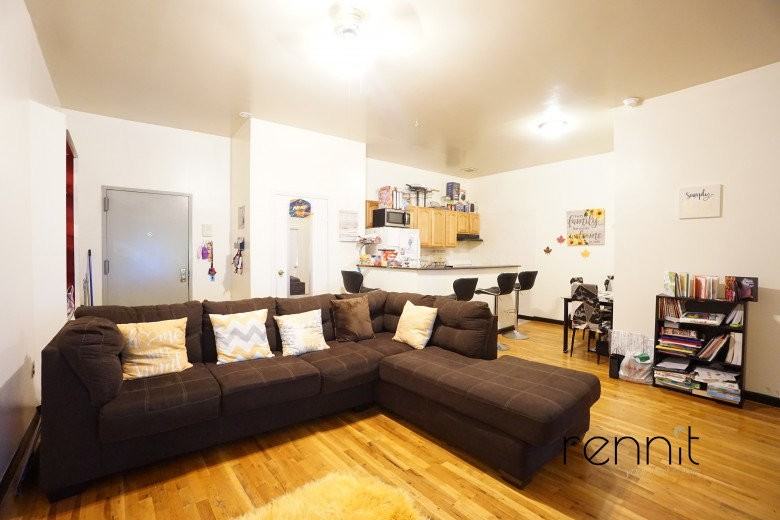 548 Hart St #2B