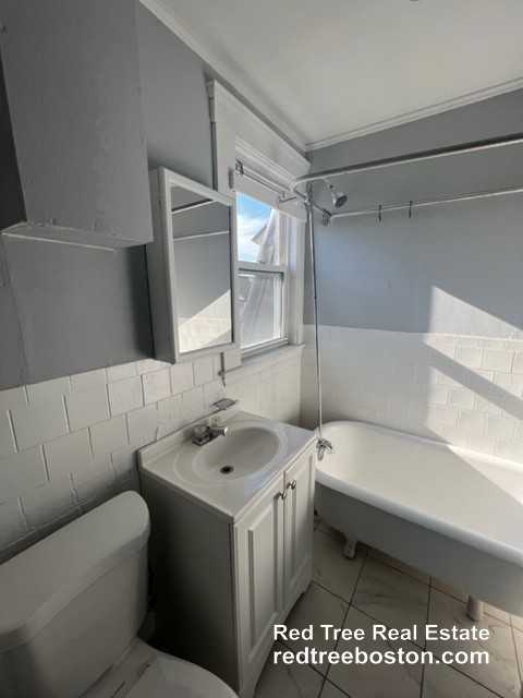 55 Kenmere Rd #55 - Photo 7 of 20