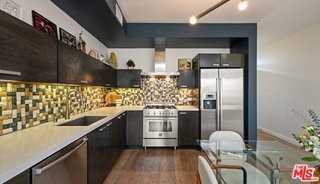 751 N Fairfax Ave #12 - Photo 5 of 8