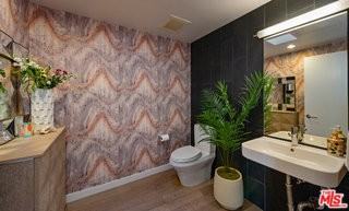 751 N Fairfax Ave #12 - Photo 7 of 8