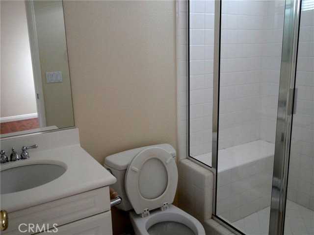 29 Hollinwood - Photo 4 of 5