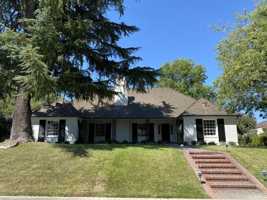 featured image of 1489 Waverly Rd