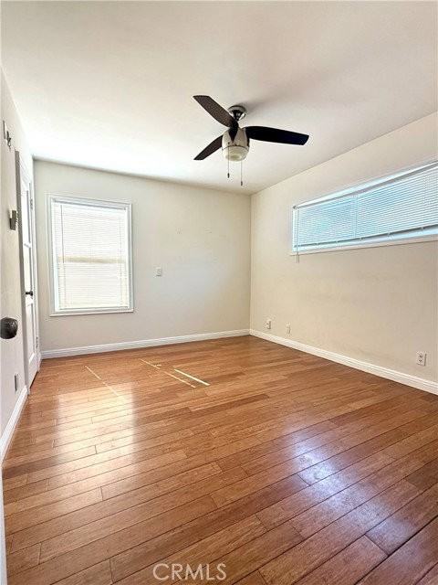 6517 White Oak Ave - Photo 3 of 6