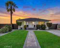 featured image of 22529 Clarendon St