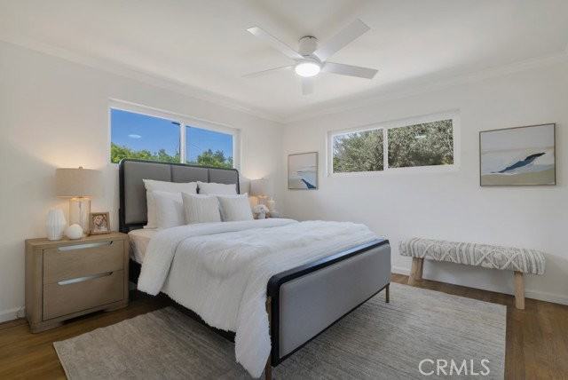 22529 Clarendon St - Photo 4 of 8