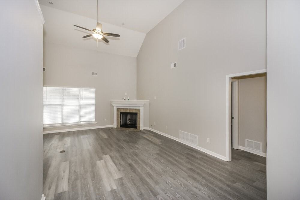 11662 Underwood Dr - Photo 3 of 16