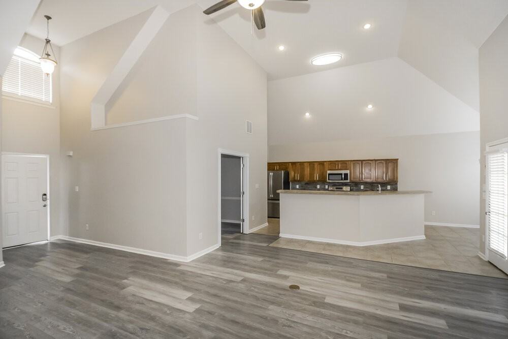 11662 Underwood Dr - Photo 4 of 16