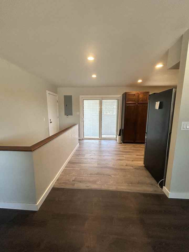 1168 Hole Cir - Photo 4 of 18