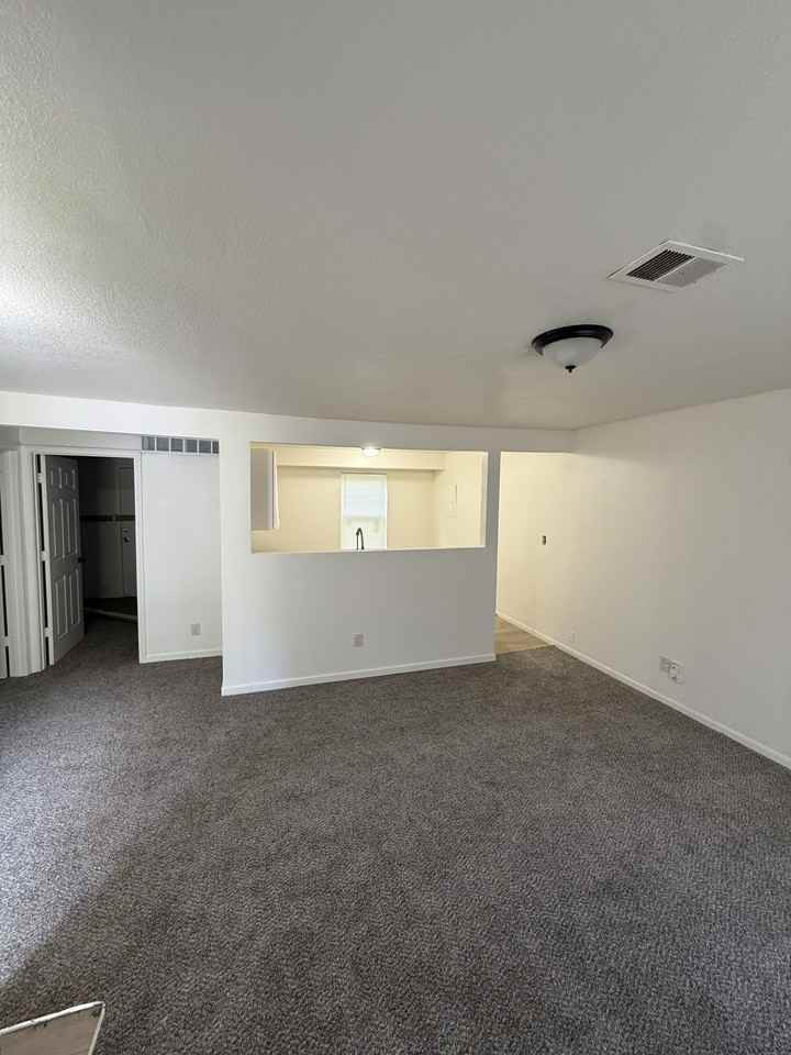 3417 E 69th St #3417 - Photo 3 of 13