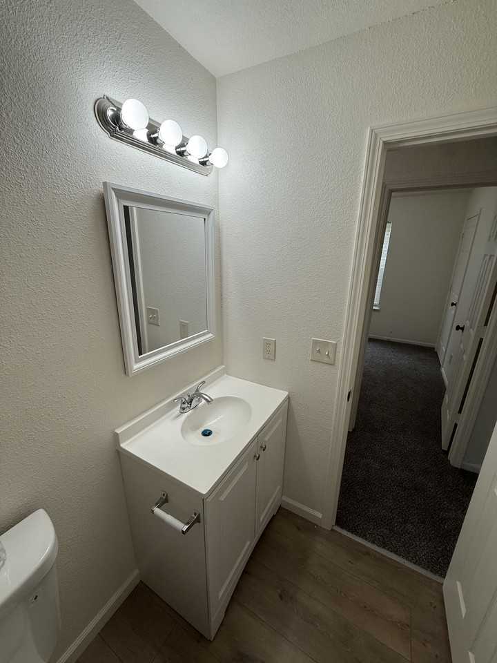 3417 E 69th St #3417 - Photo 7 of 12
